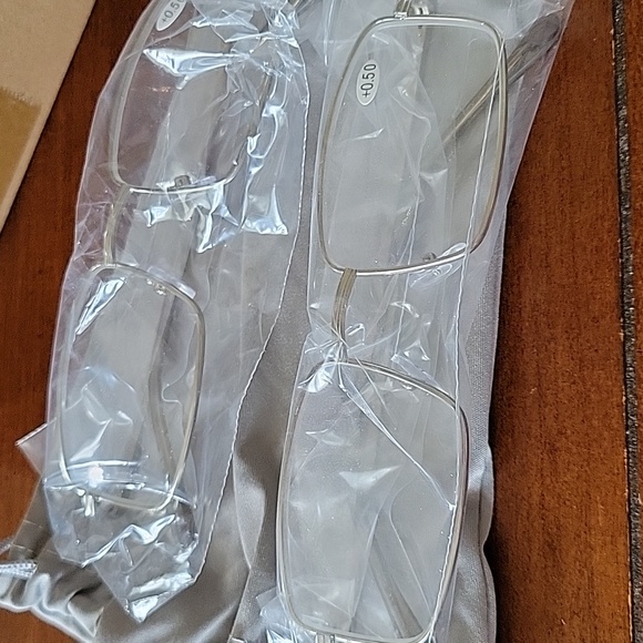 MEN'S 🫏 SILVER READERS - Picture 2 of 5